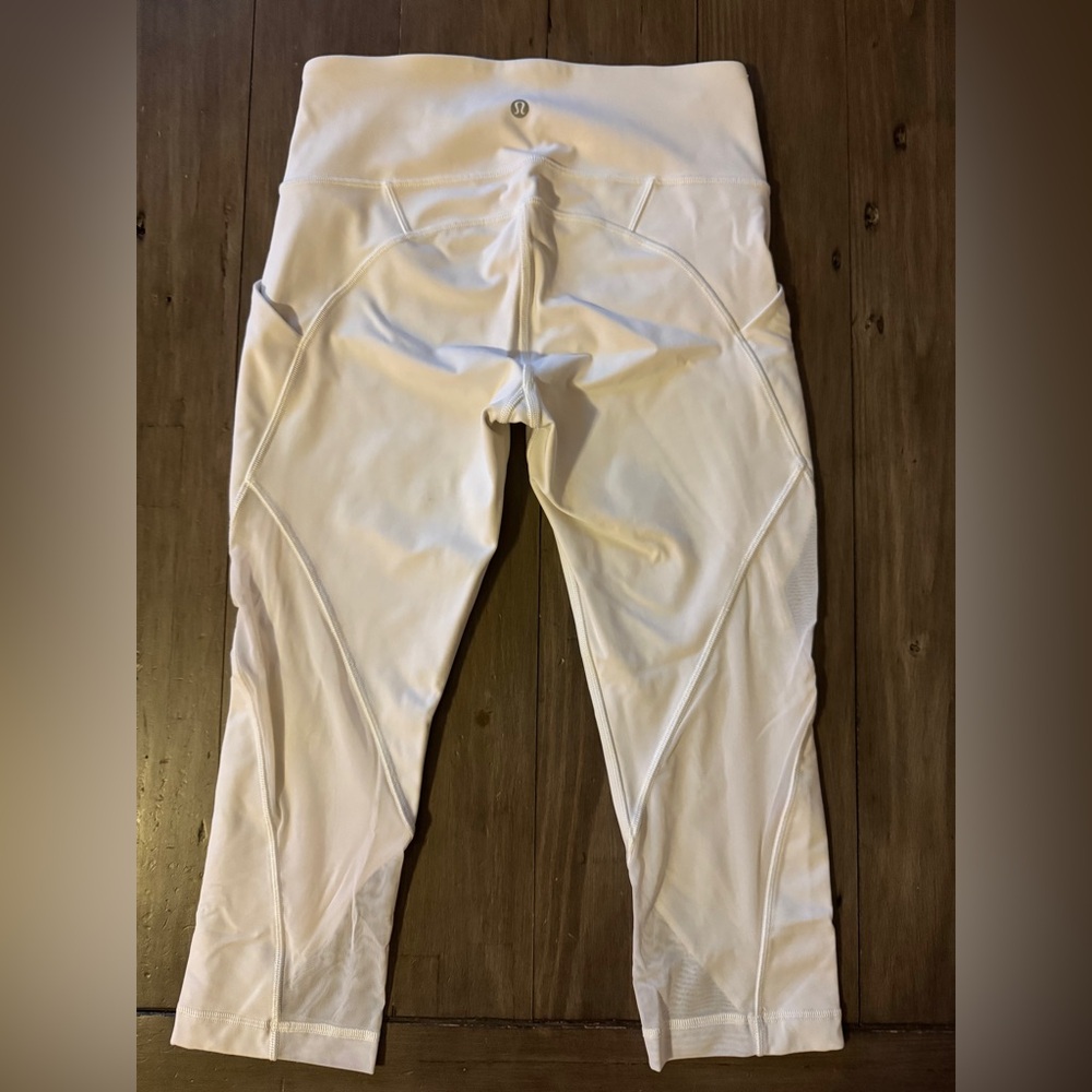 White Cropped Lululemon Leggings